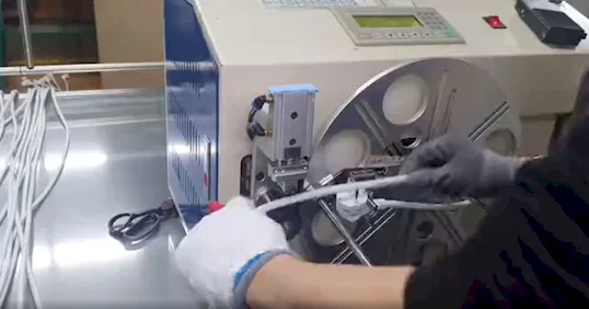 Socket Coiling Binding Maskine WPM-210 - Kabeloprulning og binding